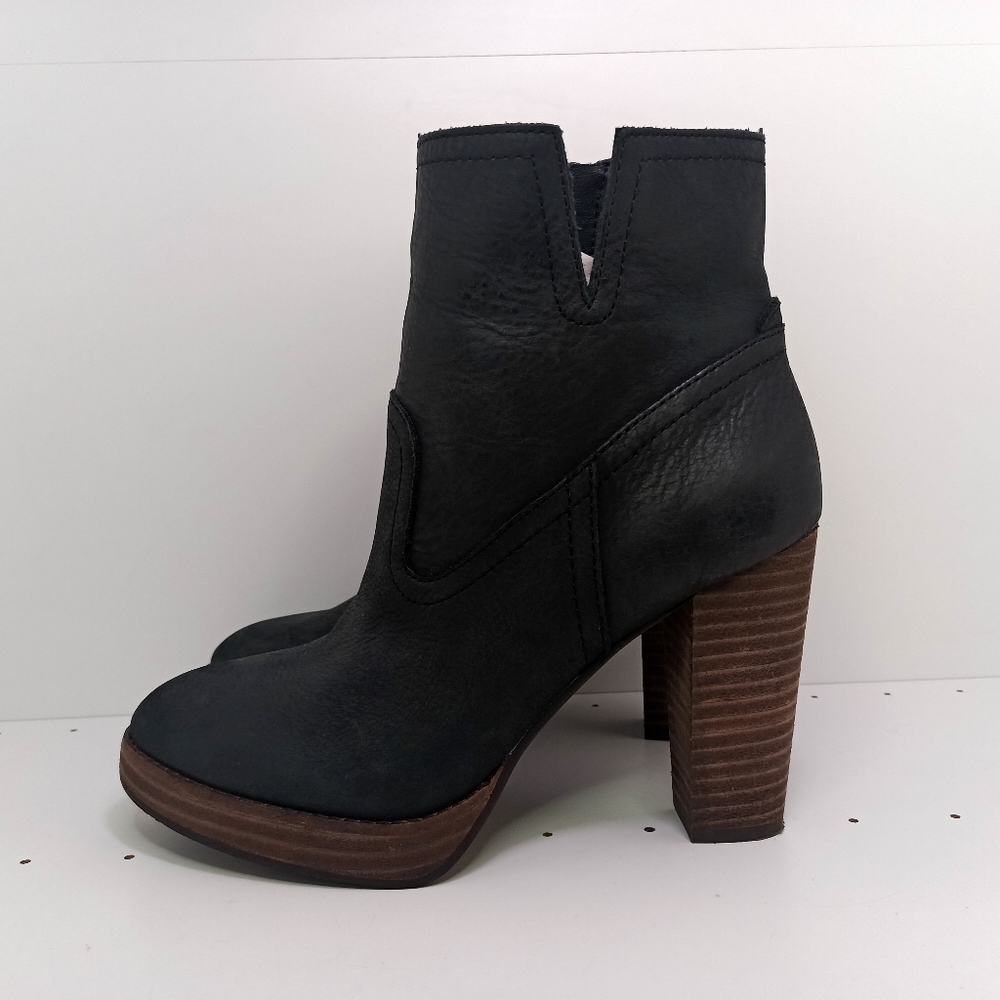 Lucky Brand Queys Black Leather Stacked Chunky Heel Boots Women's Size 6.M